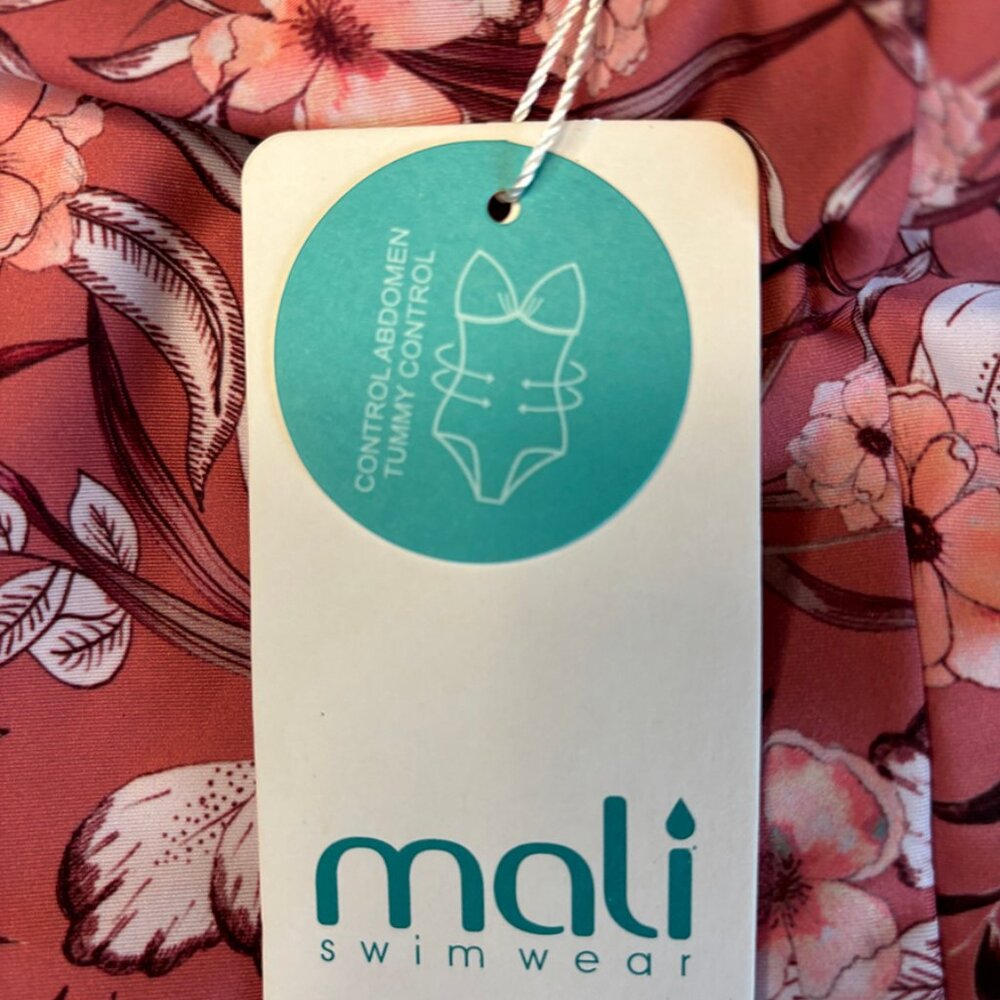 MALI 1P Ruffle Shoulder Swimsuit - Picture 8 of 9